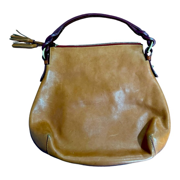 Florentine Twist Strap Hobo - Picture 3 of 11